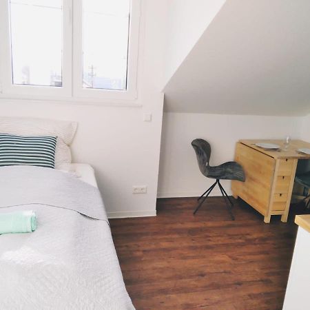 Sroom Stuttgart Flughafen Messe Leinfelden-Echterdingen Buitenkant foto