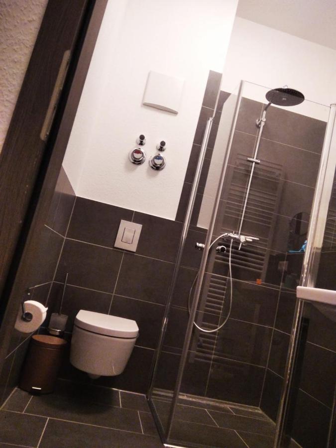 Sroom Stuttgart Flughafen Messe Leinfelden-Echterdingen Buitenkant foto
