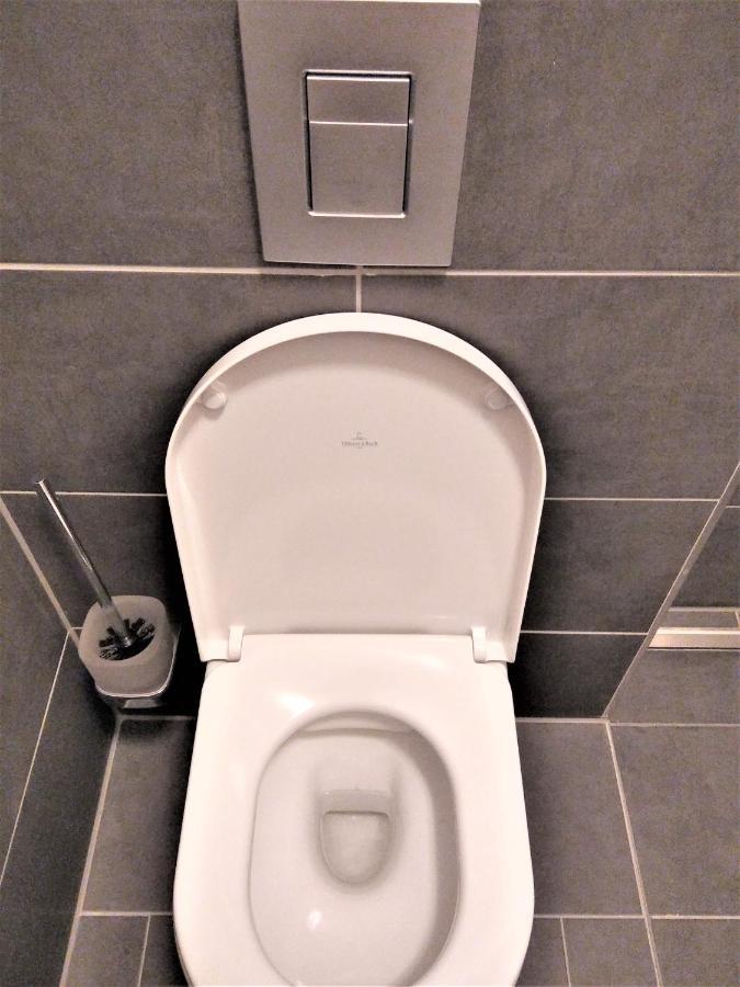 Sroom Stuttgart Flughafen Messe Leinfelden-Echterdingen Buitenkant foto