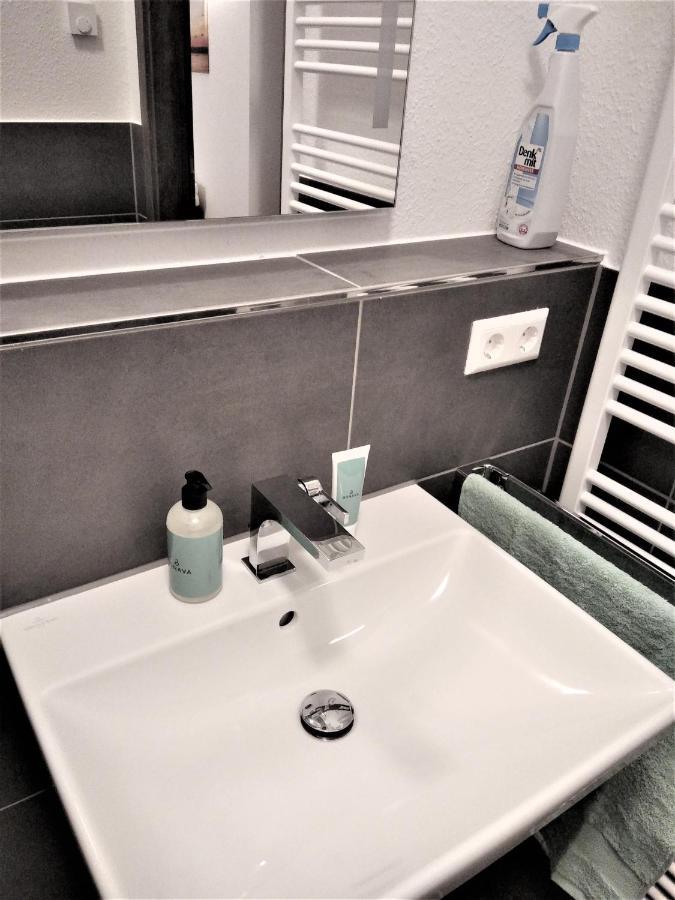 Sroom Stuttgart Flughafen Messe Leinfelden-Echterdingen Buitenkant foto